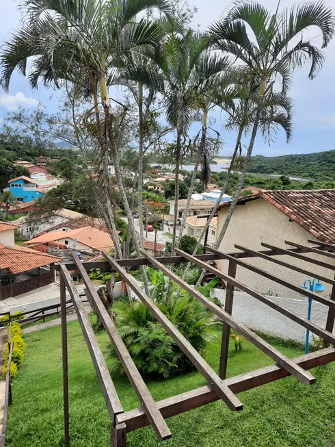 Foto 1 de Casa de Condomínio com 3 Quartos à venda, 130m² em Peró, Cabo Frio