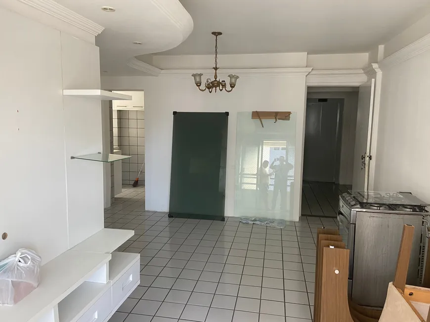 Foto 1 de Apartamento com 3 Quartos à venda, 70m² em Boa Viagem, Recife