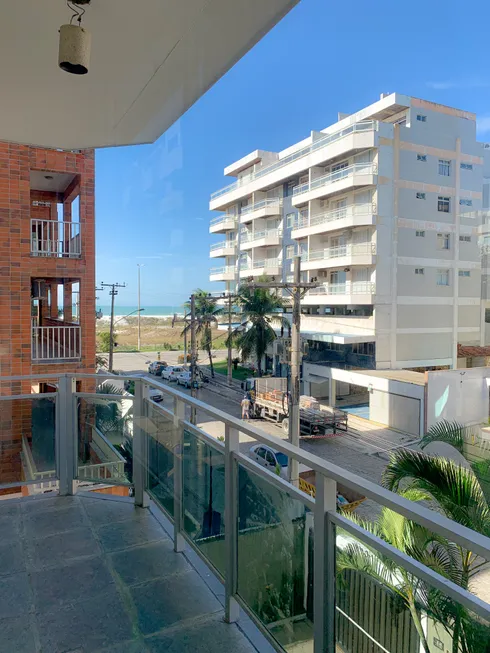 Foto 1 de Apartamento com 4 Quartos à venda, 120m² em Algodoal, Cabo Frio