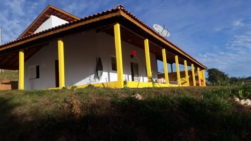 Foto 1 de Fazenda/Sítio à venda, 6000m² em Zona Rural, Ouro Fino