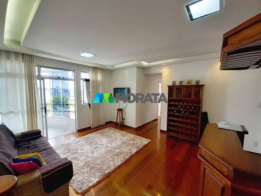 Foto 1 de Apartamento com 3 Quartos à venda, 105m² em Grajaú, Belo Horizonte