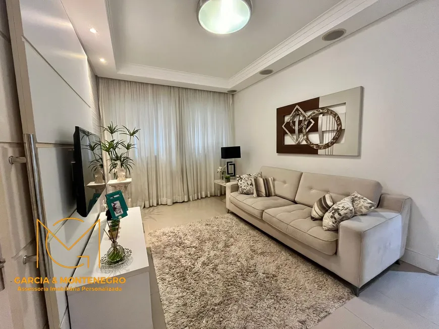 Foto 1 de Apartamento com 1 Quarto à venda, 52m² em Ponta da Praia, Santos