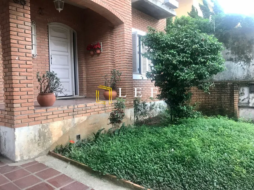 Foto 1 de Casa com 2 Quartos à venda, 400m² em Jardim Luzitânia, São Paulo