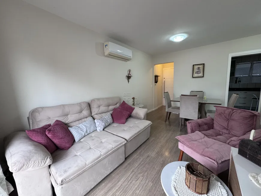 Foto 1 de Apartamento com 3 Quartos à venda, 90m² em Coqueiros, Florianópolis