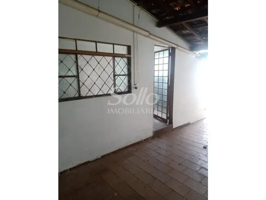 Foto 1 de Casa com 3 Quartos para alugar, 10m² em Patrimônio, Uberlândia