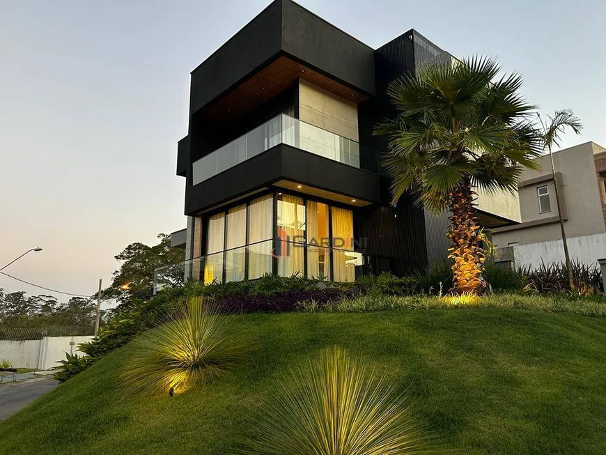 Foto 1 de Casa de Condomínio com 4 Quartos à venda, 340m² em Jardim Rodeio, Mogi das Cruzes