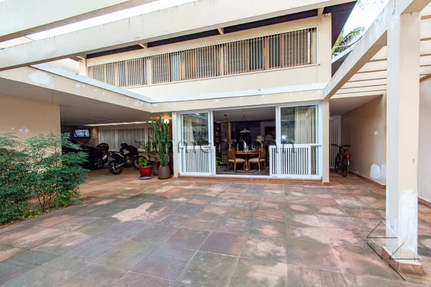 Foto 1 de Casa com 4 Quartos à venda, 403m² em Jardim Paulistano, São Paulo