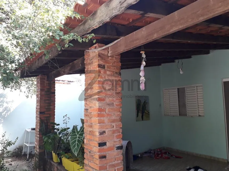 Foto 1 de Casa com 2 Quartos à venda, 150m² em Parque dos Pinheiros, Hortolândia