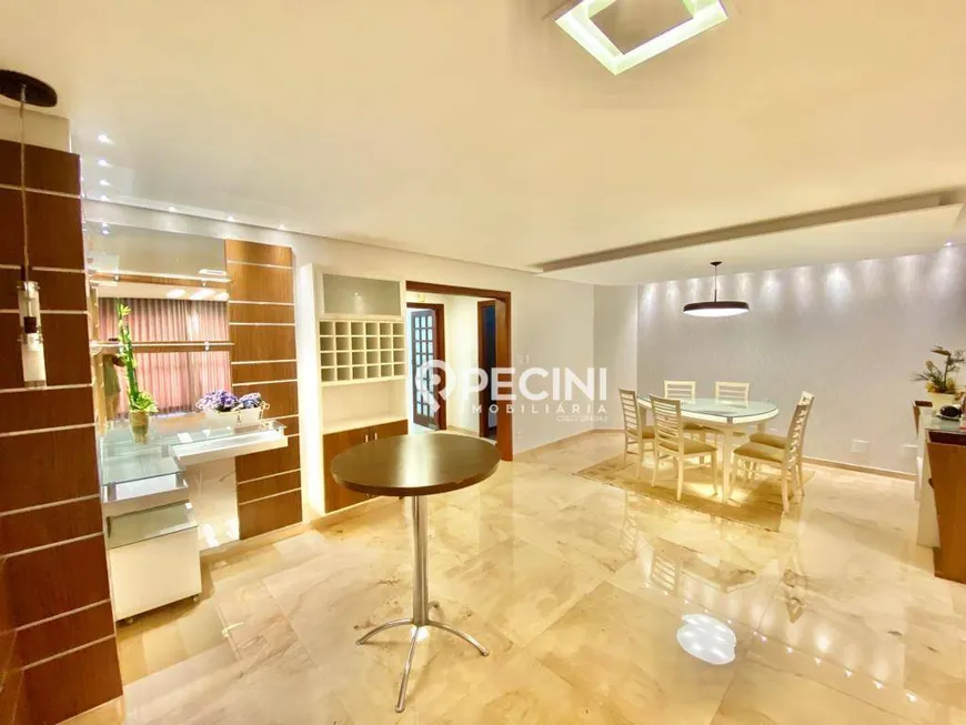 Foto 1 de Apartamento com 3 Quartos à venda, 195m² em Centro, Rio Claro