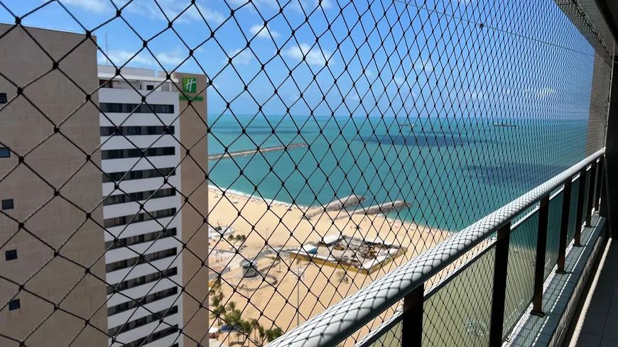 Foto 1 de Apartamento com 2 Quartos à venda, 69m² em Meireles, Fortaleza