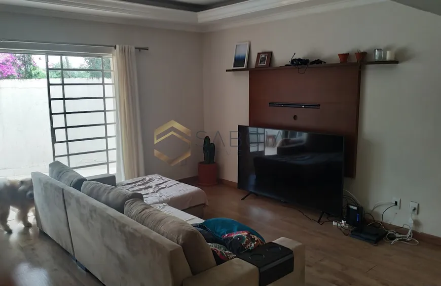 Foto 1 de Casa com 3 Quartos para alugar, 230m² em Granja Julieta, São Paulo