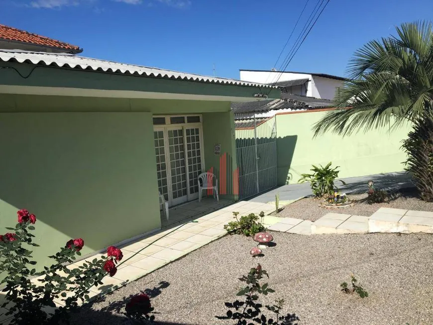 Foto 1 de Casa com 4 Quartos à venda, 300m² em Serraria, São José