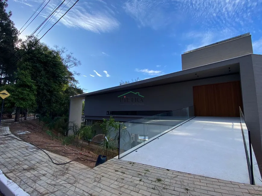 Foto 1 de Casa de Condomínio com 4 Quartos à venda, 522m² em Vila  Alpina, Nova Lima