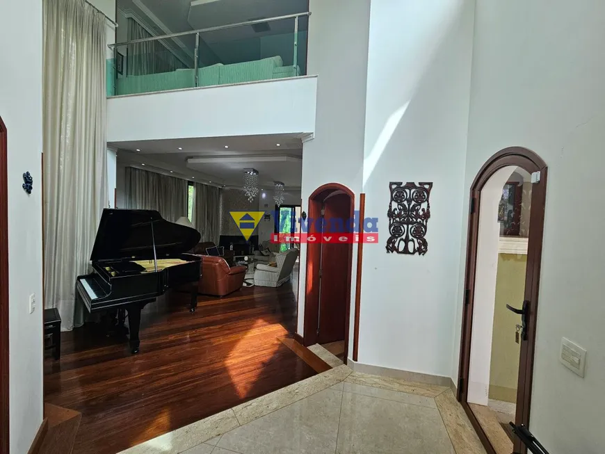 Foto 1 de Sobrado com 3 Quartos para alugar, 480m² em Residencial Morada dos Lagos, Barueri