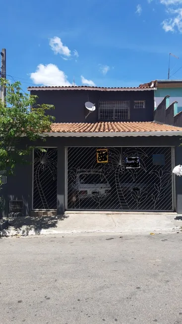 Foto 1 de Sobrado com 4 Quartos à venda, 140m² em Jardim Panorama, Caçapava