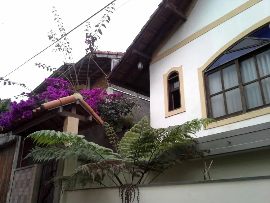 Foto 1 de Casa com 2 Quartos à venda, 110m² em Chacara Paraiso, Nova Friburgo