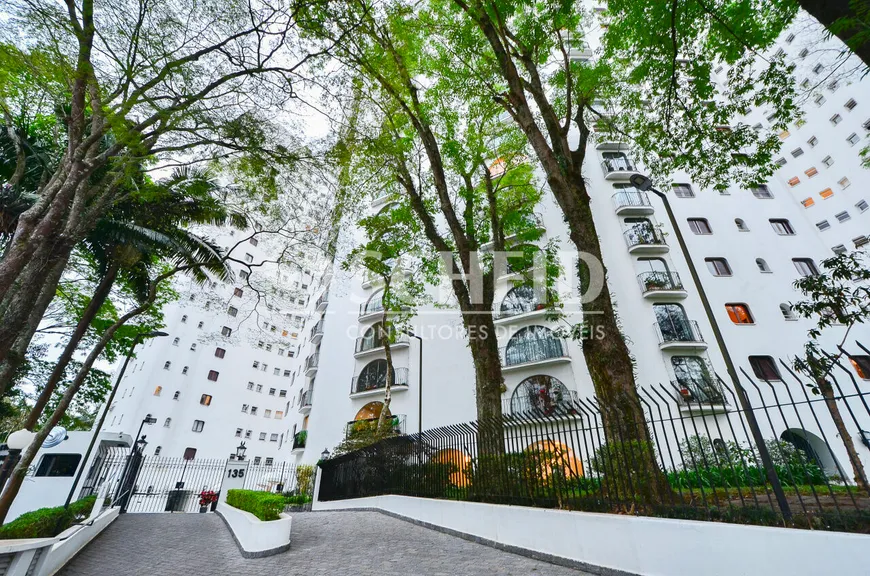 Foto 1 de Apartamento com 3 Quartos à venda, 193m² em Santo Amaro, São Paulo