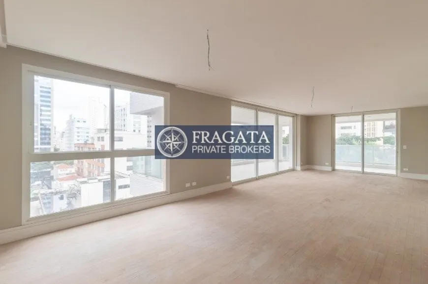 Foto 1 de Apartamento com 4 Quartos para venda ou aluguel, 260m² em Higienópolis, São Paulo