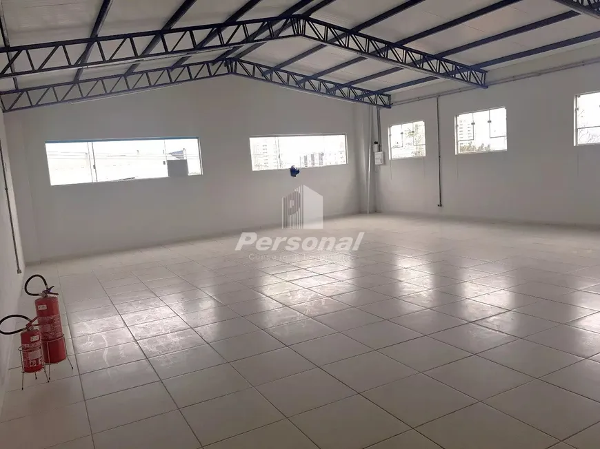 Foto 1 de Galpão/Depósito/Armazém para alugar, 362m² em Chacara Santa Luzia, Taubaté