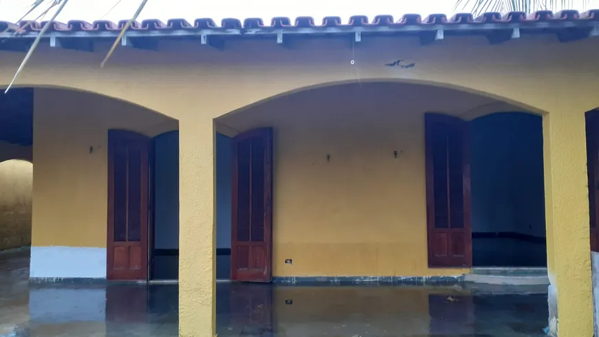 Foto 1 de Casa com 3 Quartos à venda, 60m² em Ipitangas, Saquarema