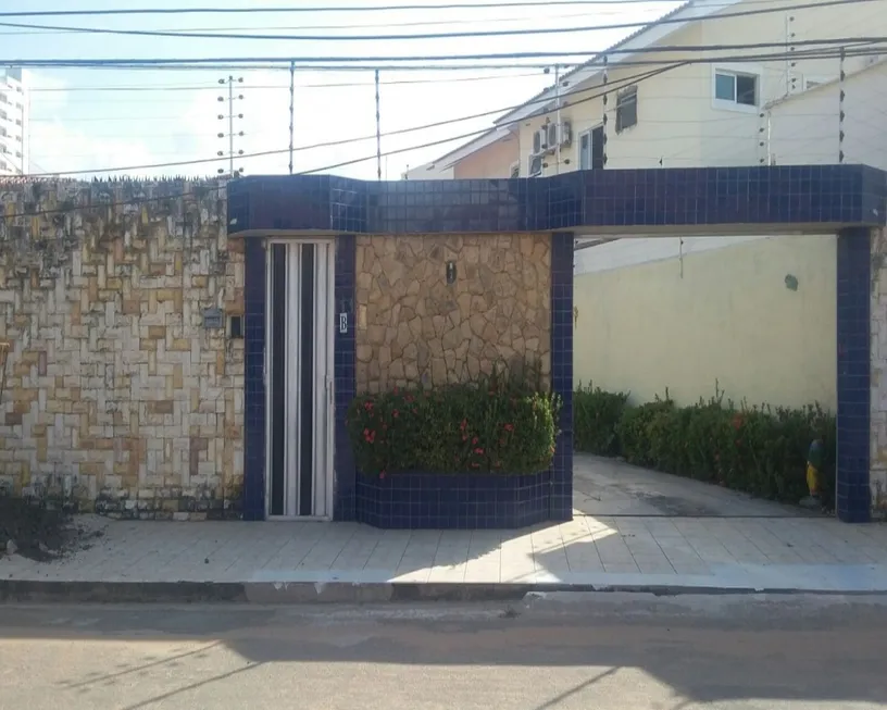 Foto 1 de Casa com 3 Quartos à venda, 540m² em Olho d'Água, São Luís