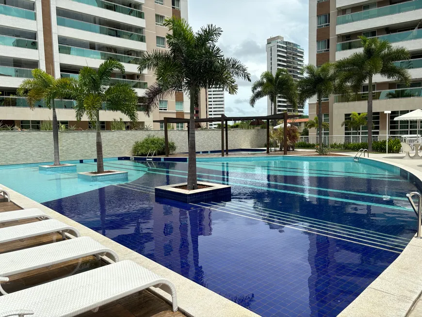 Foto 1 de Apartamento com 3 Quartos à venda, 148m² em Guararapes, Fortaleza