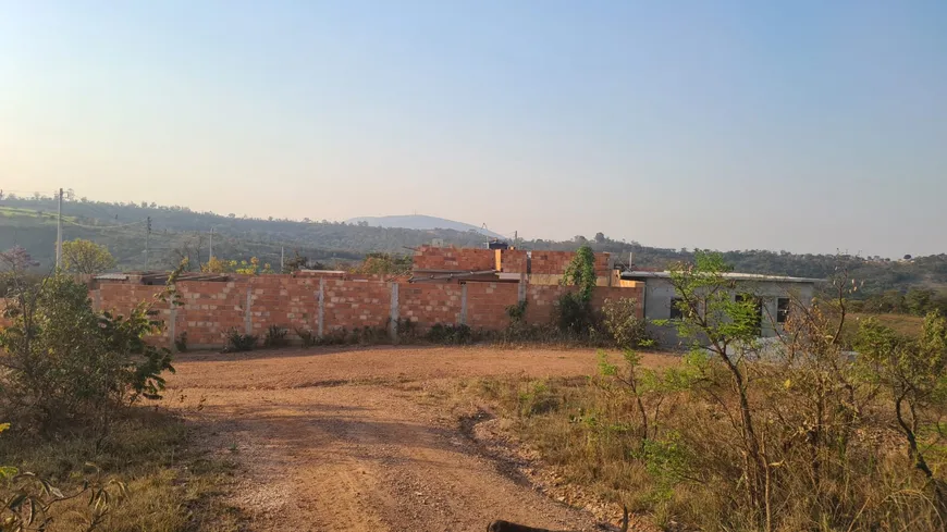 Foto 1 de Lote/Terreno à venda, 360m² em Recando do Lago Azul, Mateus Leme