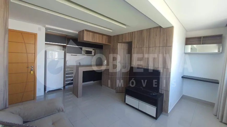 Foto 1 de Apartamento com 1 Quarto para alugar, 50m² em Saraiva, Uberlândia