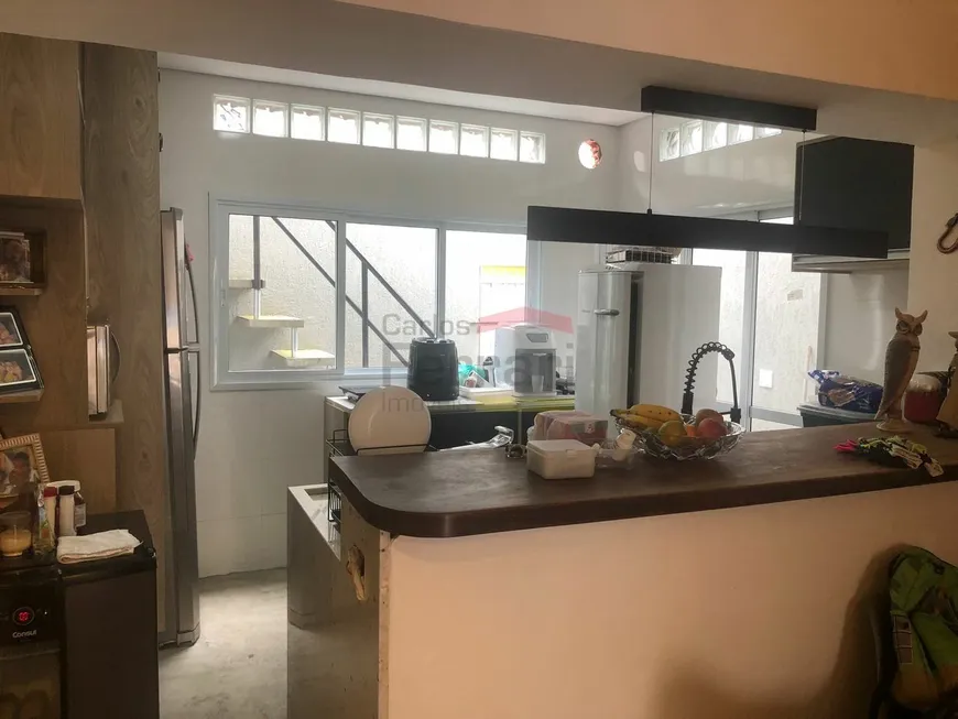 Foto 1 de Sobrado com 3 Quartos à venda, 130m² em Bom Retiro, São Paulo