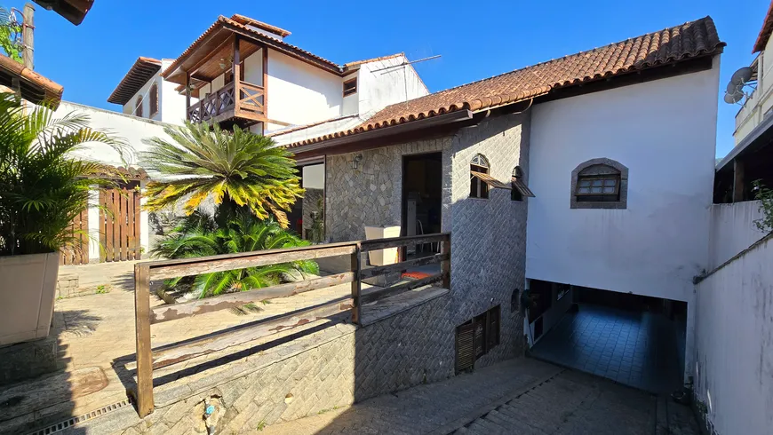 Foto 1 de Casa de Condomínio com 3 Quartos à venda, 250m² em Taquara, Rio de Janeiro