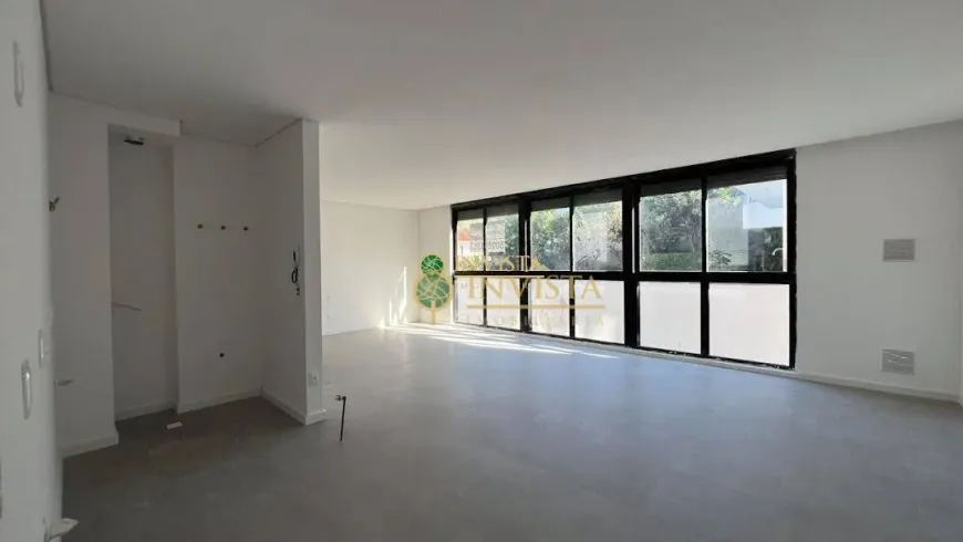 Foto 1 de Apartamento com 1 Quarto à venda, 56m² em Coqueiros, Florianópolis
