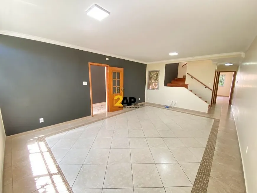 Foto 1 de Casa com 3 Quartos à venda, 264m² em Vila Sônia, São Paulo