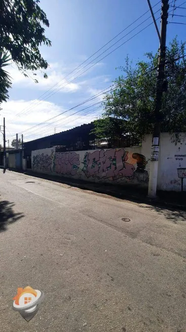 Foto 1 de Lote/Terreno à venda, 200m² em Piqueri, São Paulo