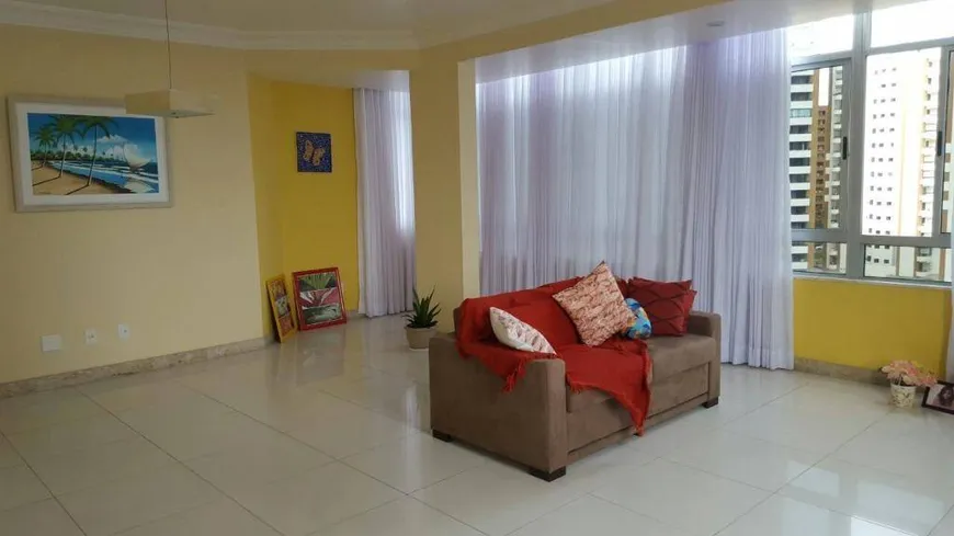 Foto 1 de Apartamento com 4 Quartos à venda, 179m² em Pituba, Salvador