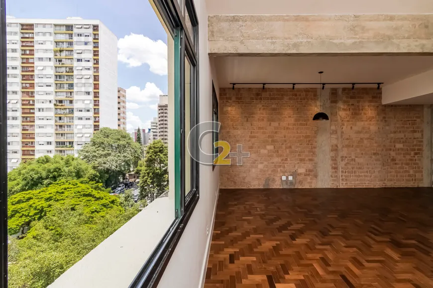 Foto 1 de Apartamento com 3 Quartos à venda, 212m² em Higienópolis, São Paulo