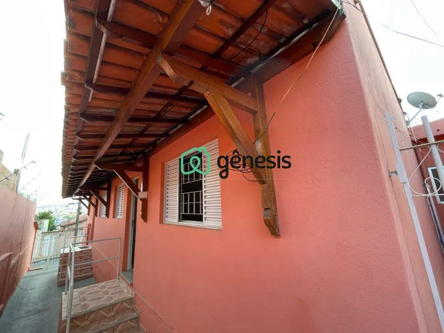 Foto 1 de Casa com 2 Quartos à venda, 254m² em Araguaia, Belo Horizonte