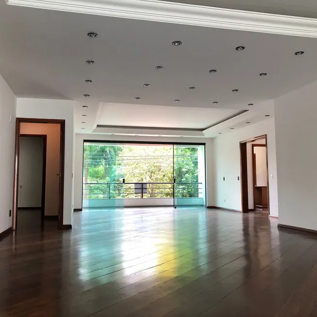 Foto 1 de Casa com 3 Quartos para alugar, 500m² em Alphaville Residencial Dois, Barueri