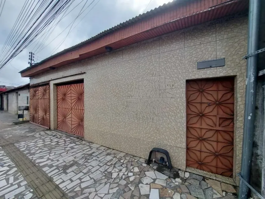 Foto 1 de Casa com 4 Quartos à venda, 210m² em Guamá, Belém