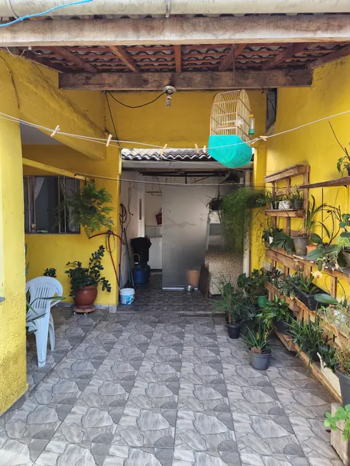Foto 1 de Casa com 5 Quartos à venda, 330m² em Campo Limpo, São Paulo