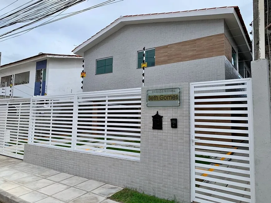 Foto 1 de Apartamento com 2 Quartos à venda, 60m² em Pau Amarelo, Paulista