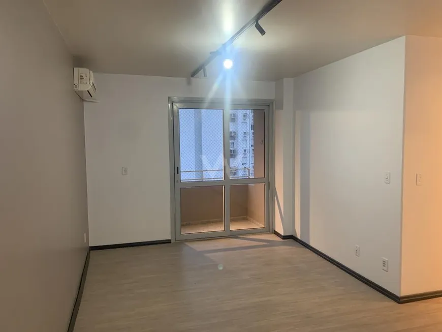 Foto 1 de Apartamento com 2 Quartos à venda, 79m² em Pátria Nova, Novo Hamburgo