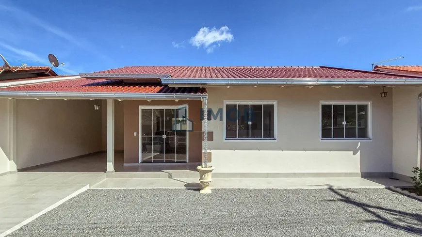 Foto 1 de Casa com 3 Quartos à venda, 90m² em Barra do Rio Cerro, Jaraguá do Sul