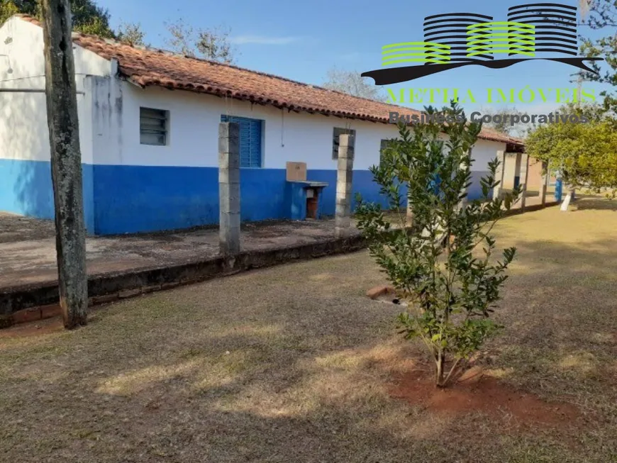 Foto 1 de Fazenda/Sítio com 3 Quartos à venda, 127m² em Centro, Aracoiaba da Serra