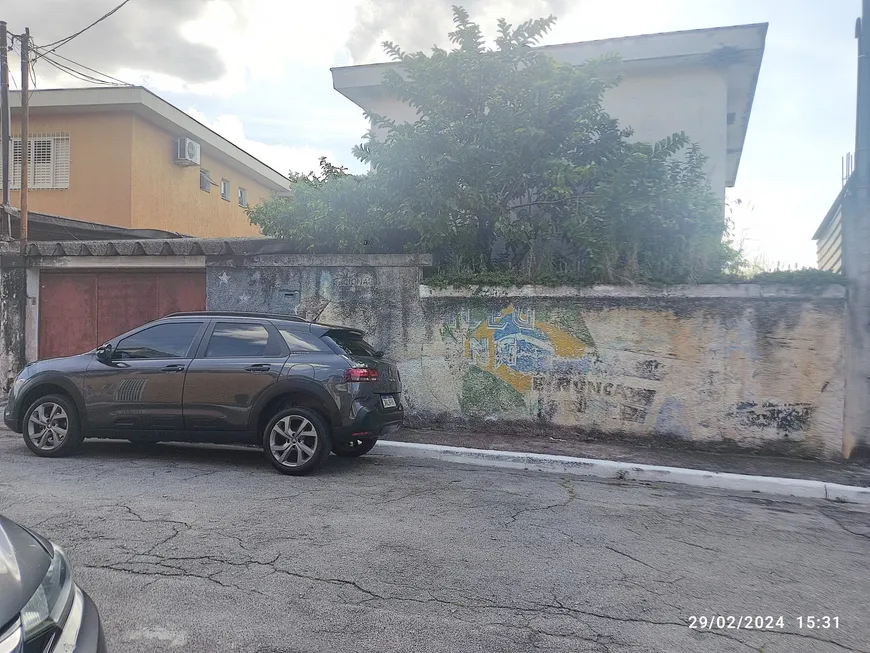 Foto 1 de Sobrado com 2 Quartos à venda, 198m² em Jardim Centenário, São Paulo