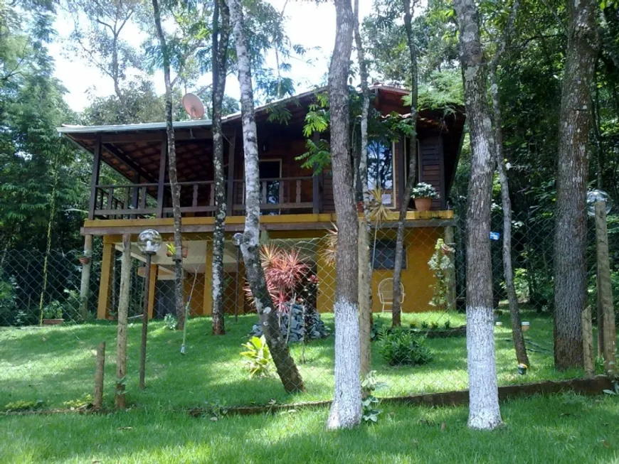 Foto 1 de Casa de Condomínio com 4 Quartos à venda, 200m² em Condomínio das Águas Claras, Brumadinho