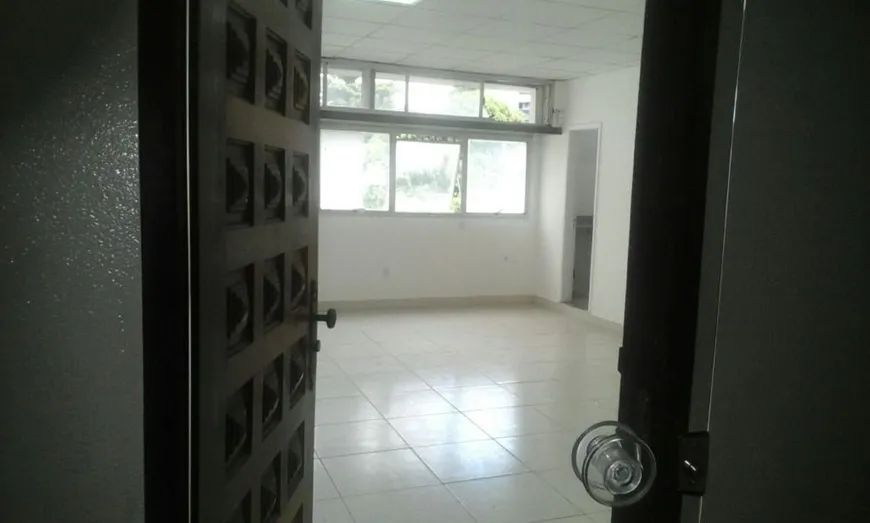 Foto 1 de Sala Comercial para alugar, 43m² em Ondina, Salvador