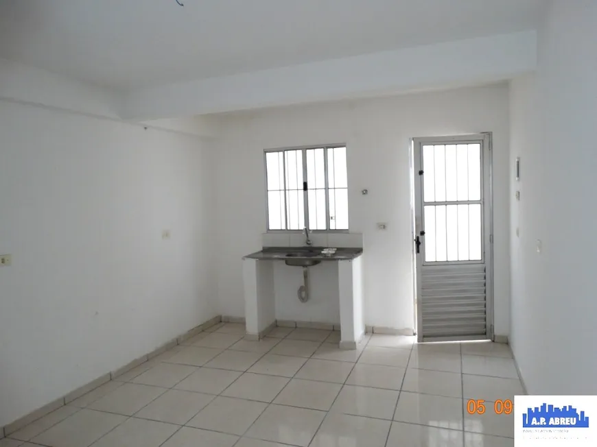 Foto 1 de Casa com 1 Quarto para alugar, 10m² em Cangaíba, São Paulo