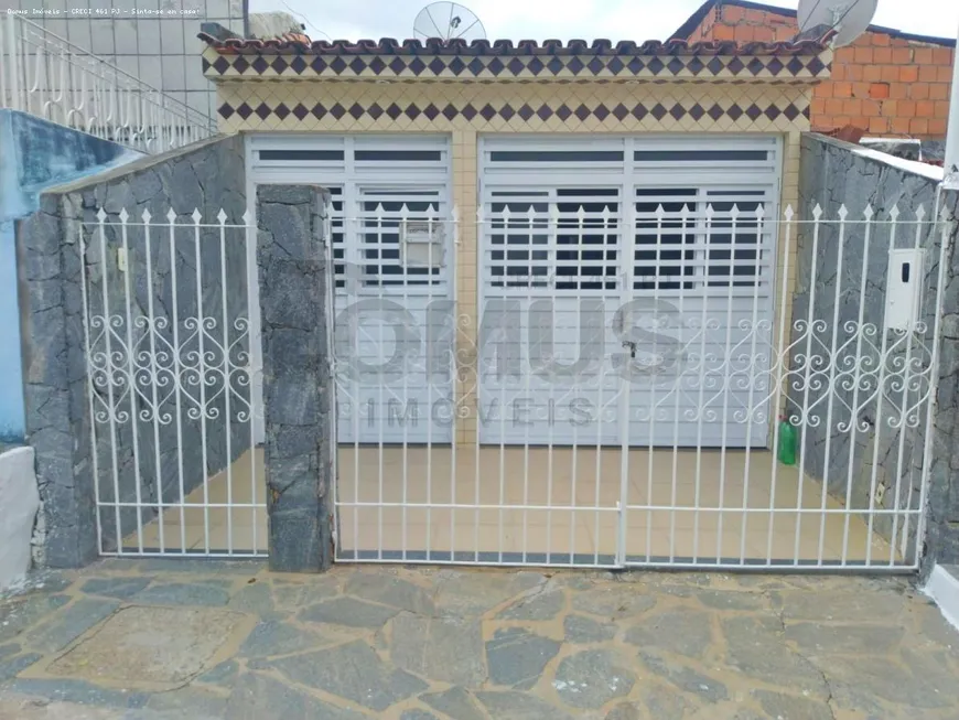 Foto 1 de Casa com 2 Quartos à venda, 126m² em Getúlio Vargas, Aracaju