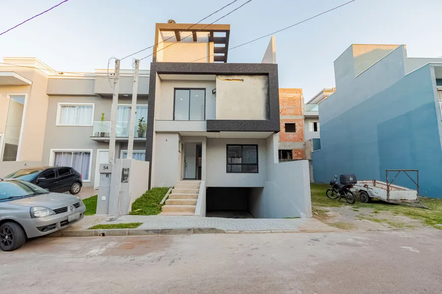 Foto 1 de Casa de Condomínio com 4 Quartos à venda, 170m² em Pinheirinho, Curitiba