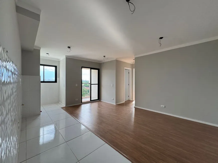 Foto 1 de Apartamento com 2 Quartos à venda, 53m² em Jardim Alvorada, Maringá